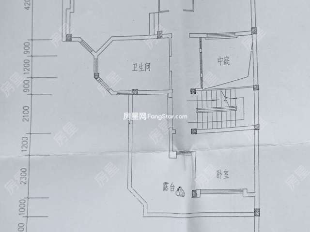 球花园房价别墅果林好视野大中空双拼带车位昆明河畔道边别墅客厅图片