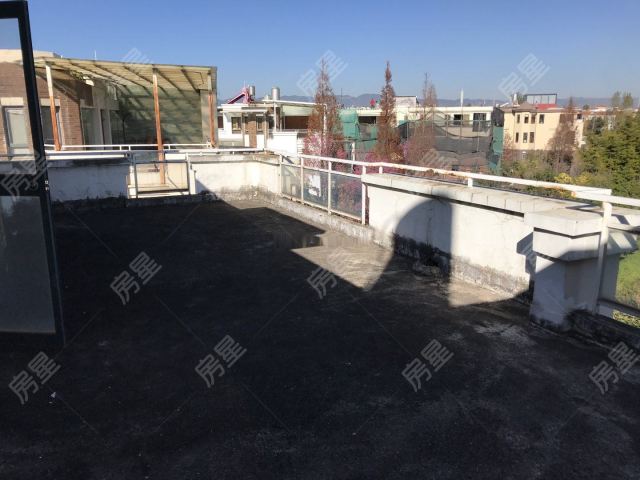 度假区别墅旁球别墅双拼内景学校好视野大中空中花园道边北京图片