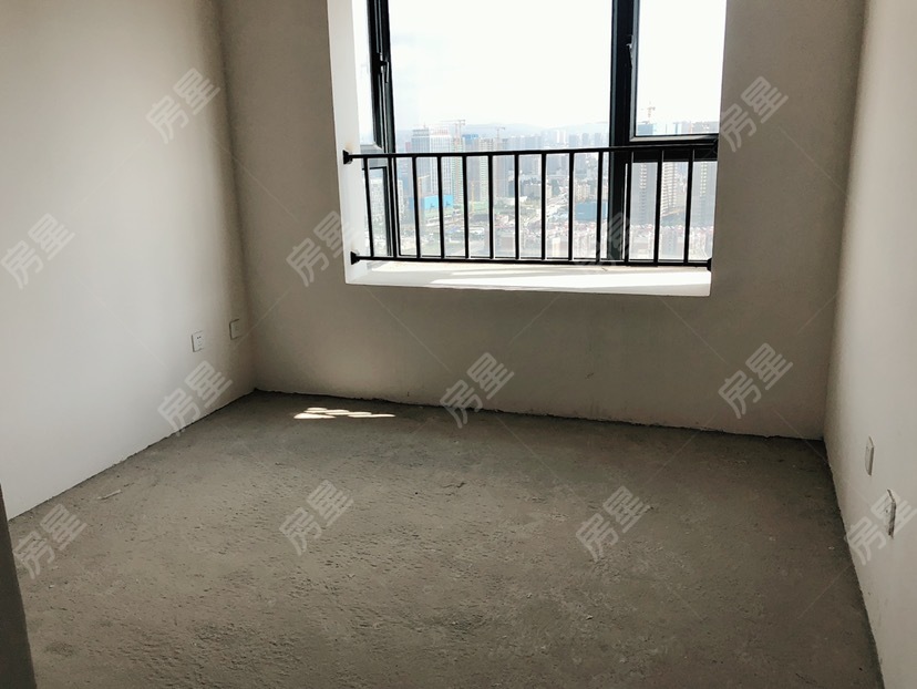 南北通透客厅朝南明卫3室2厅2阳台润城五区