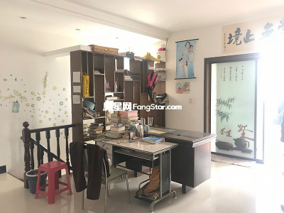 凤翥街88号 410万 4室2厅3卫 精装修,难找的好