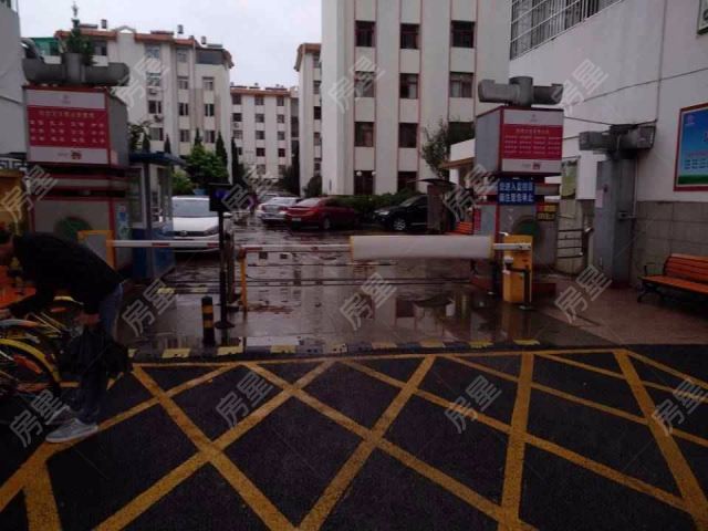 金禧园125平米4房145万3楼 满两年,读金康园小