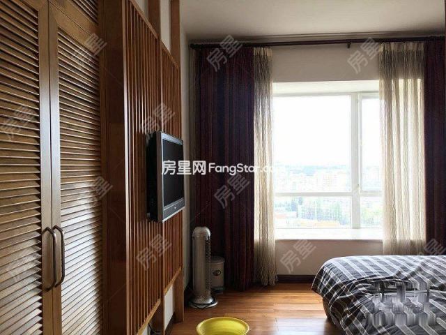 世博园地铁口两梯两户电梯板房 全新日式豪装