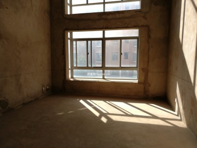 贡大学城理工大学 书香大地 证满两年 带车位 房