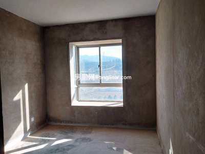 天水嘉园奢华大四房 毛坯带车位 楼层好 视野好