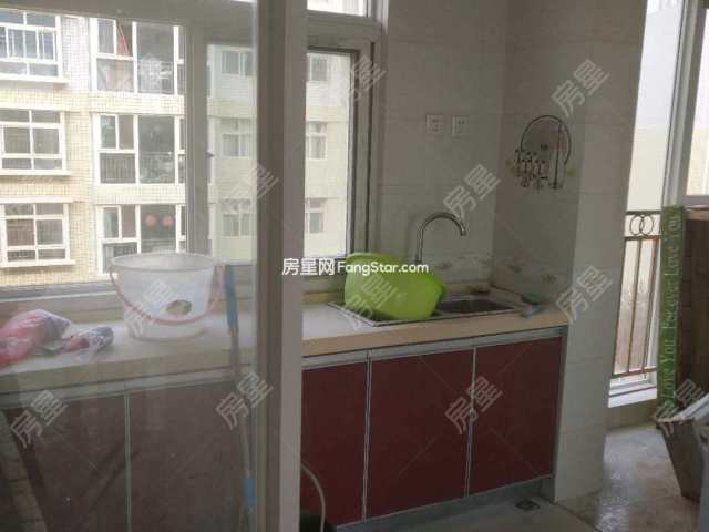 泛亚商业新区 标准3房房零公摊 全新装修 南北