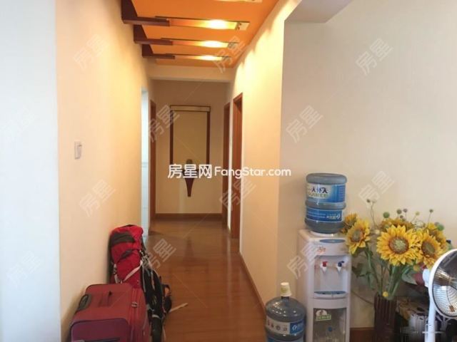 财富中心昆明湖云师大附系列幼儿园到高中公立