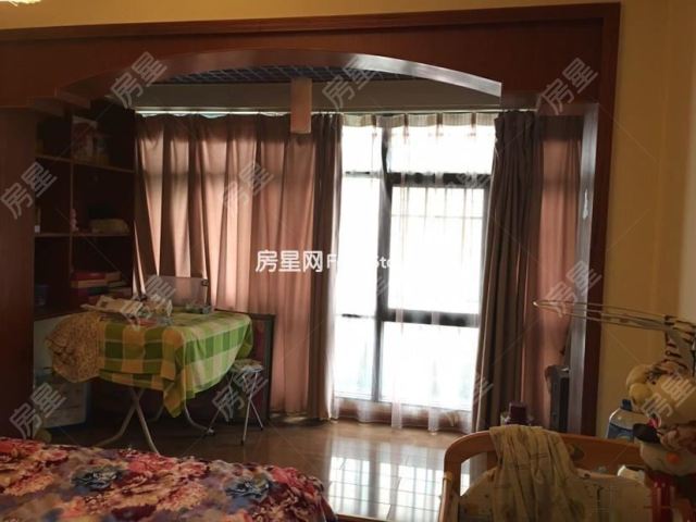 财富中心昆明湖云师大附系列幼儿园到高中公立