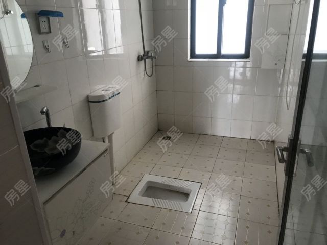 二环边 次新小区禧瑞都 105万买大3室 送16平