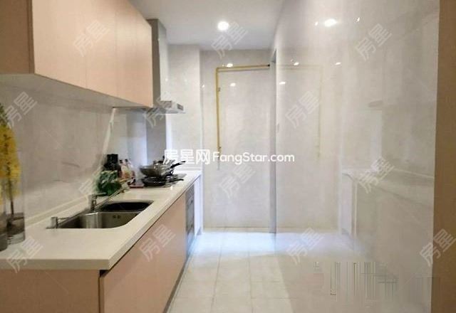 军工央企保利大家两梯四户精装修零公摊户型方