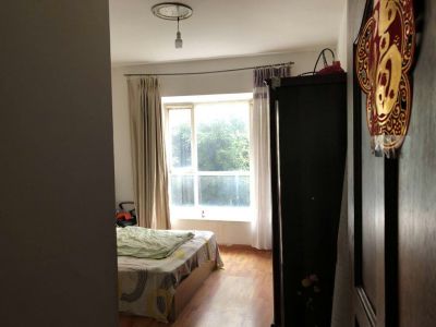 大商汇 理想小镇 小区中心 精装五室 送阁楼 送