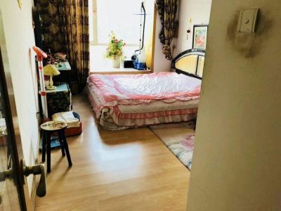 低于市场价10万 一梯两户 小洋房 南北通透 带