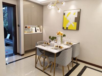 巫家坝广福路边 红星天铂 三地铁 南北通透 板式