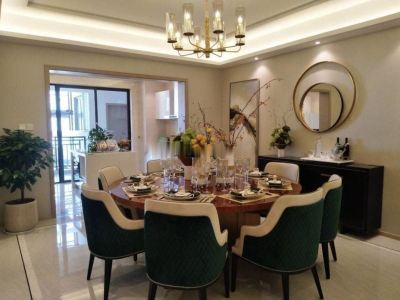 北京路地铁口盘龙江边德润朗悦湾 东南端头精