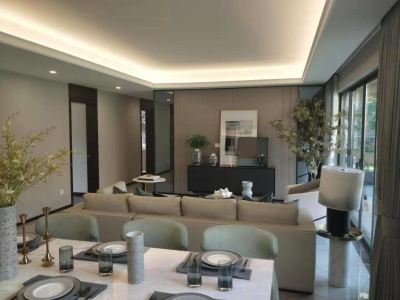 东三环 朝九晚五旁 瀚林澜山一期 4室120.56平