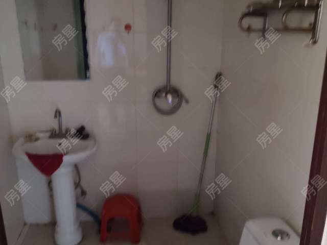 新亚洲五环锋尚中装修两房 总层高18位于黄金