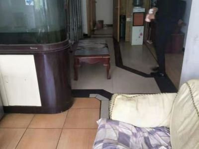 佳华巷7号房改房,房东诚心出售,户型端正,采光