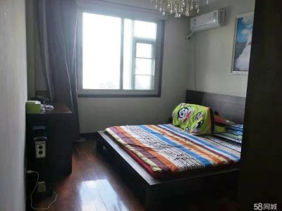 篆塘路荣信花园跃层带100平米露台精装修