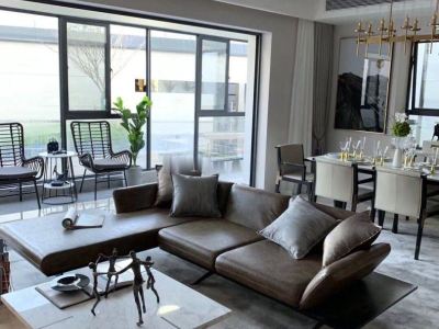 巫家坝 中南云境 四室两厅 精装修 一梯一户板式