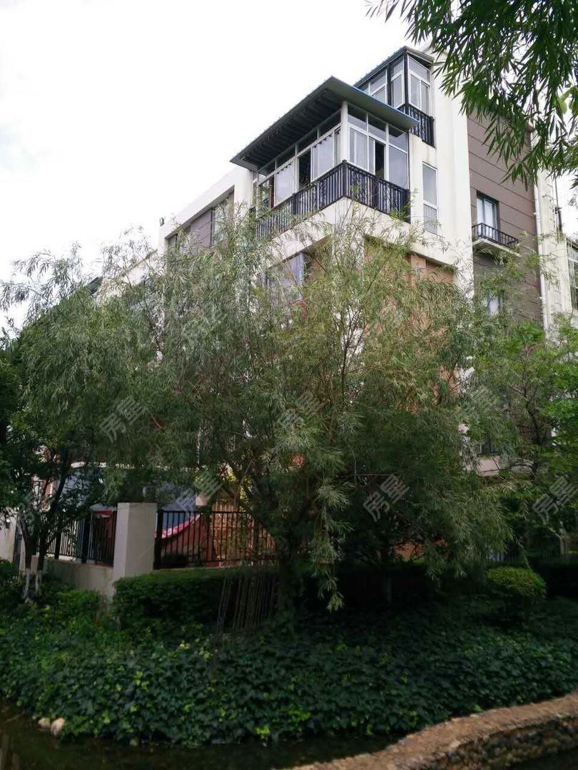 退台洋房 南北通透 无公摊赠送30露台 实用面积