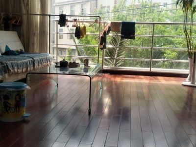 日新路航空小区 0公摊电梯房 满五唯一 中间楼