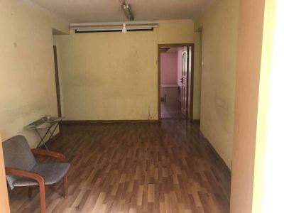 版局宿舍 精装修4室 南北朝向 带花园 房改房 急