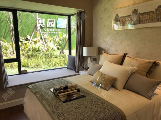 中国奥园 位于昆明东大门 两梯四户 全明设计 得