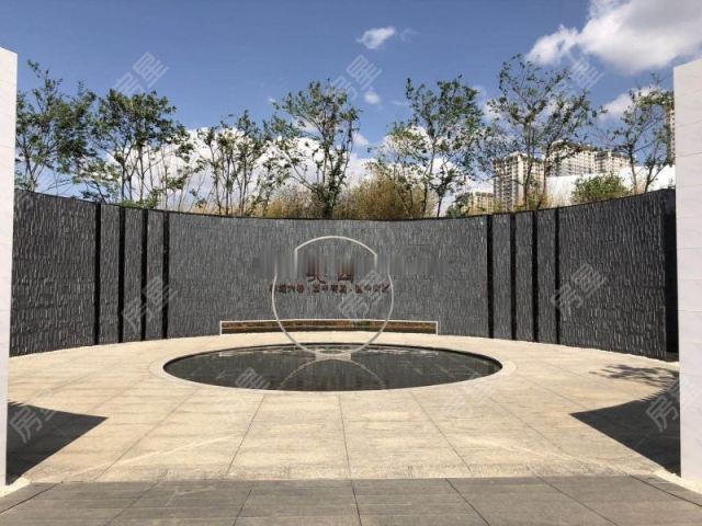 中国奥园 位于昆明东大门 两梯四户 全明设计 得