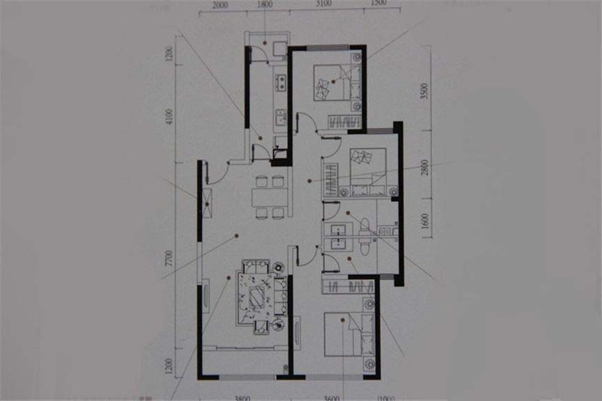 5室2廳5陽(yáng)臺(tái) 春苑花園戶型圖
