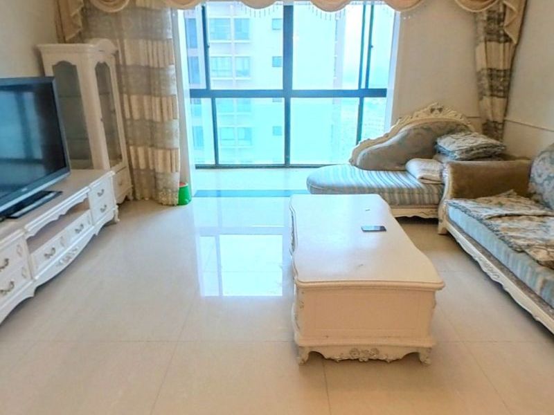 3室2廳 潤城二區(qū)客廳