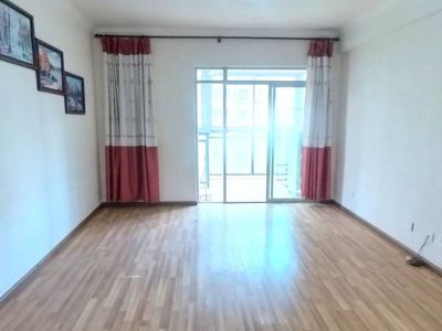 3室2廳2陽(yáng)臺(tái) 華都花園B區(qū)