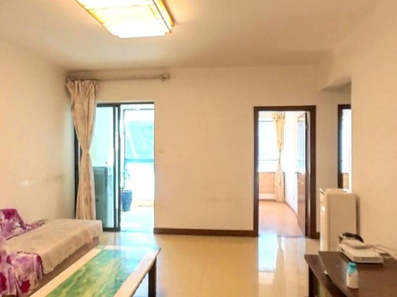 3室2廳1陽臺 金曇花園客廳