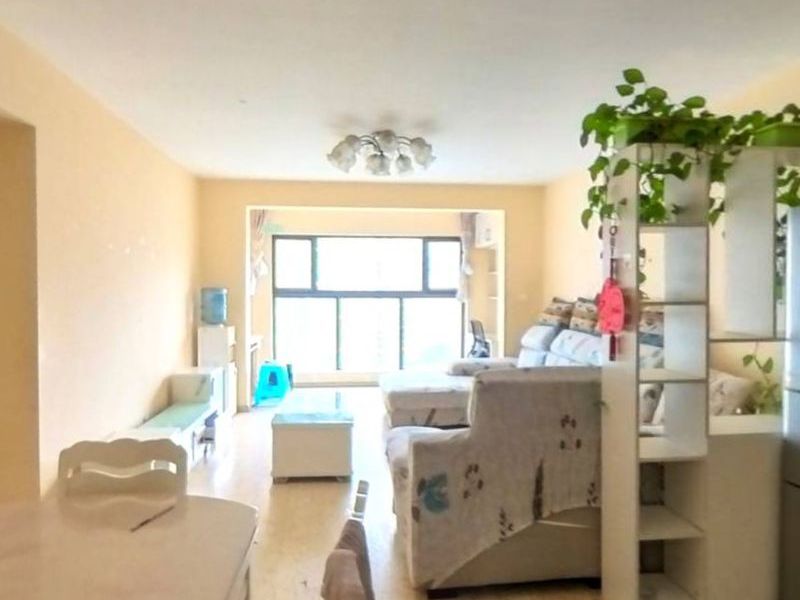 4室2廳1陽臺 天怡峰景客廳