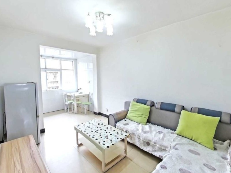 2室2廳1陽臺 紅塔花園客廳