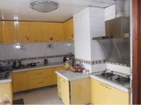 6室3廳3陽(yáng)臺(tái) 世界花苑廚房