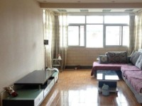 3室2廳1陽(yáng)臺(tái) 高支隊(duì)客廳