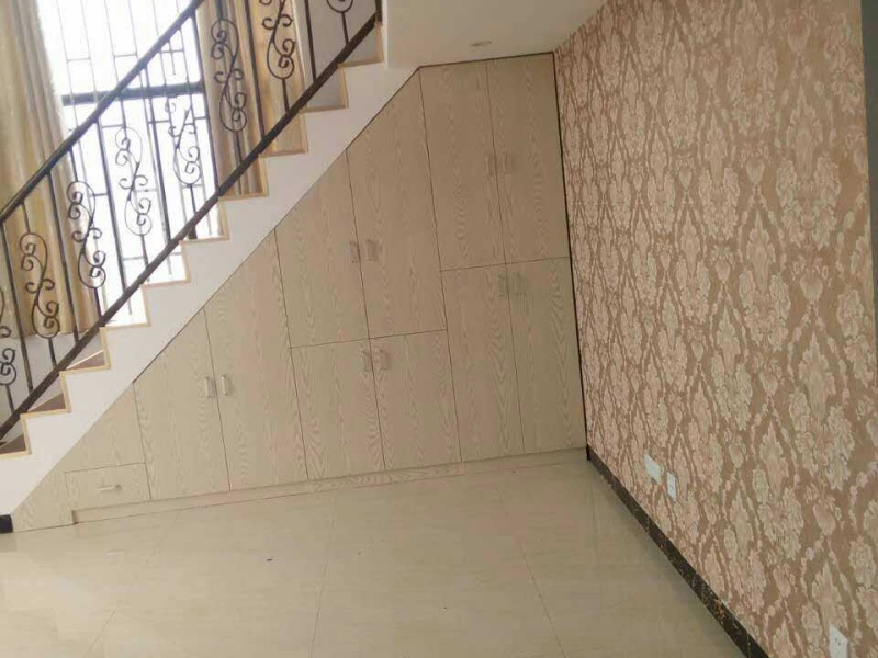 3室2廳 西城時(shí)代A3地塊錦繡苑公寓客廳