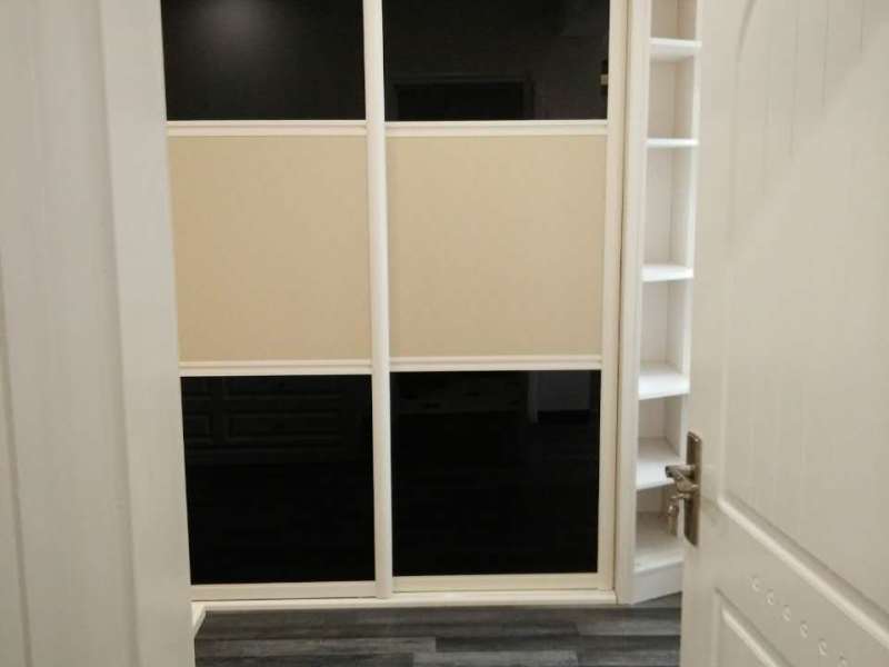 2室2廳1陽臺 濱江俊園香儂組團(tuán)餐廳