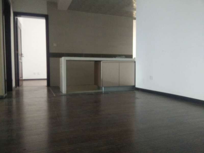 3室2廳1陽臺(tái) 中環(huán)金界客廳