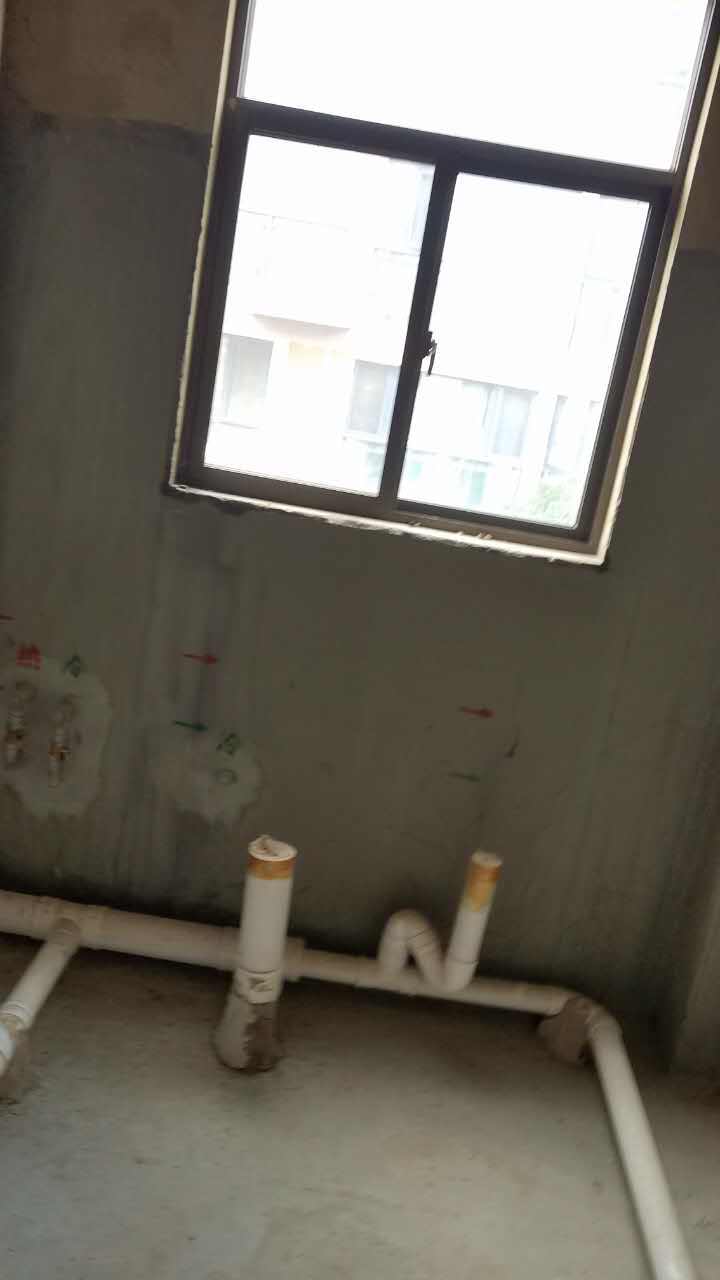 城市山卫生间