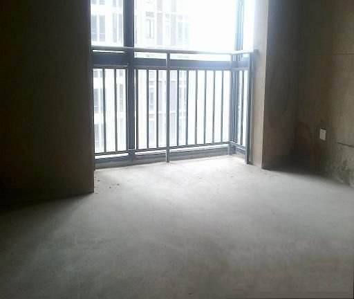 4室2廳2陽臺 萬彩城二期臥室