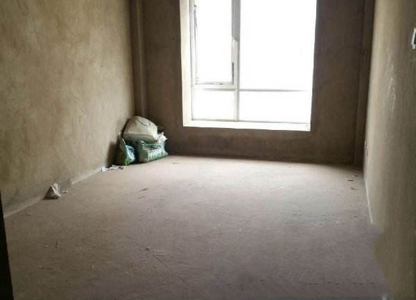 4室2廳2陽臺 萬彩城二期臥室