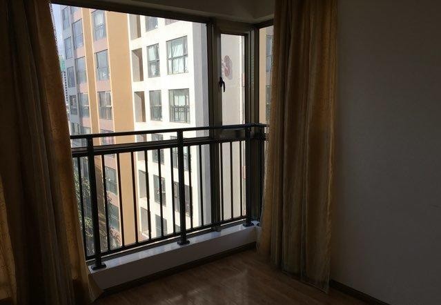 2室2廳1陽臺 候谷花園臥室