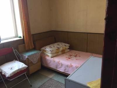 2室2廳1陽臺 工人新村