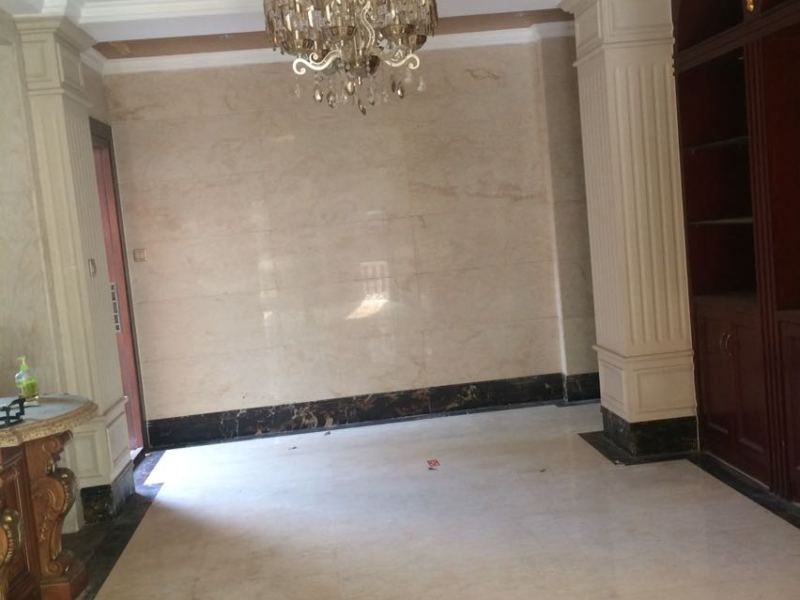 5室2廳4陽(yáng)臺(tái) 海韻楓丹別墅餐廳