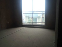 4室2廳4陽(yáng)臺(tái) 城市山別墅臥室