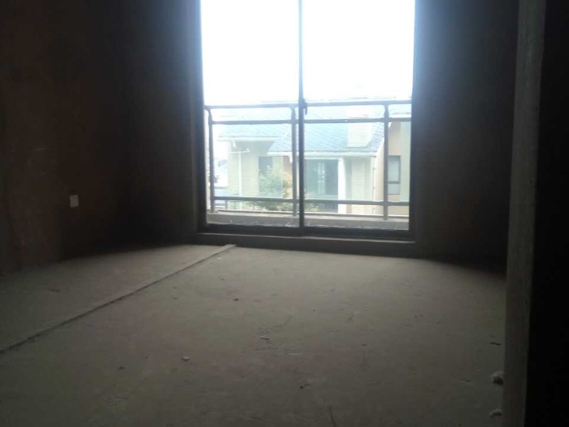 4室2廳4陽(yáng)臺(tái) 城市山別墅臥室