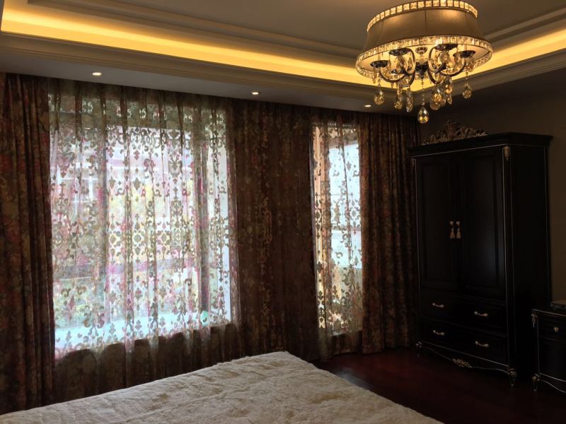 6室2廳3陽臺 城市山別墅臥室