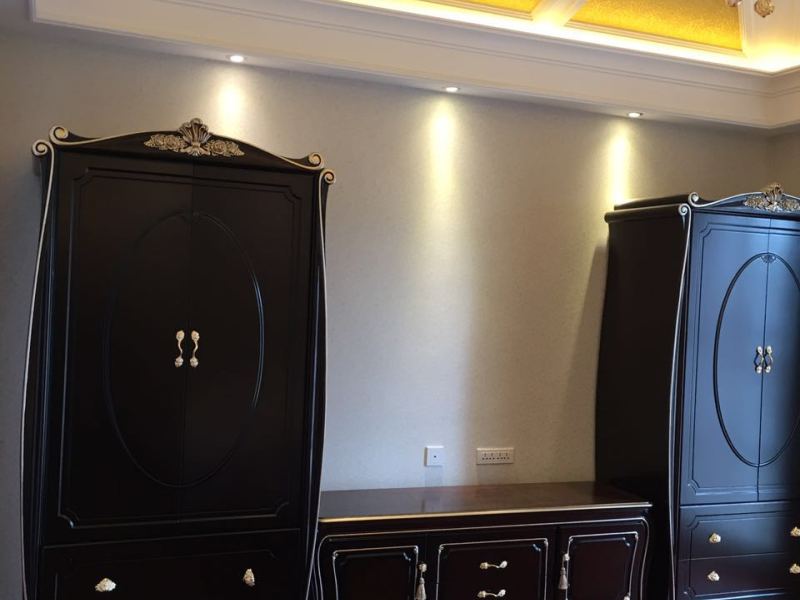 6室2廳3陽臺 城市山別墅客廳