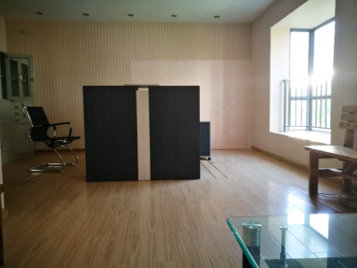 5室2廳3陽臺(tái) 彩云間花園