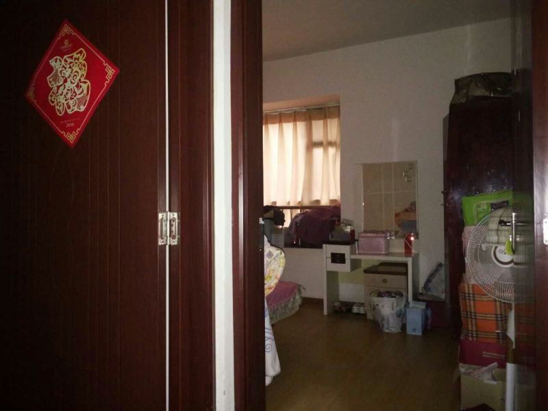 3室2廳2陽臺 第三城丹槿園臥室